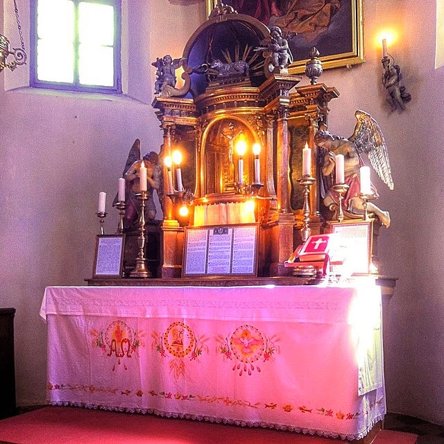 Read more about the article Tradicionalna liturgija: Mala Nedelja, Trst