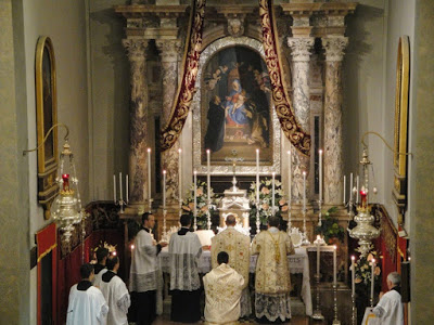 Read more about the article Tradicionalna liturgija, Božič 2015: Ljubljana, Sveti Tomaž, Trst